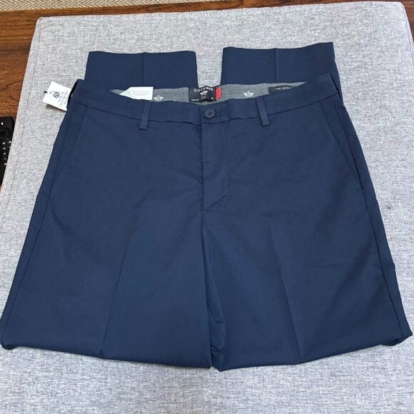 DOCKERS Men's Signature Go Straight Fit Khaki Smart 360 Tech Pants - Picture 4 of 8